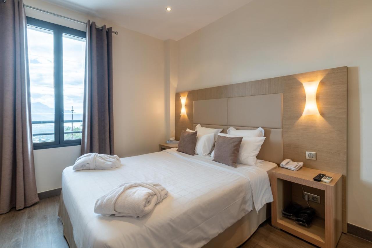 A Casa Di Ma Hotel Lumio  Room photo